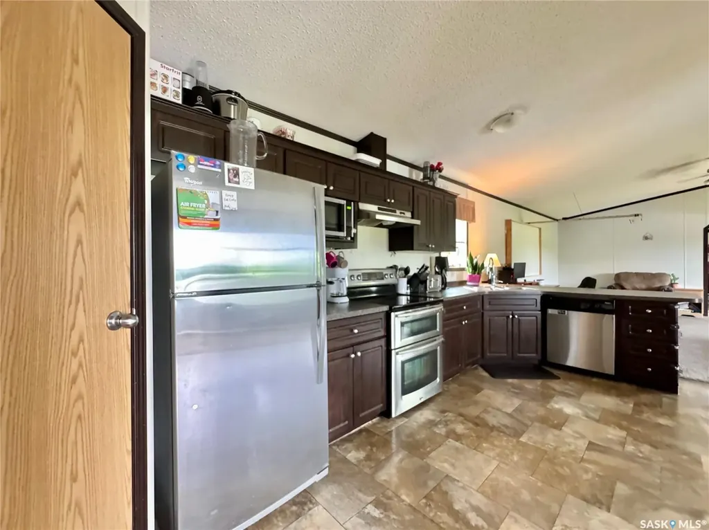 511 Arundel Avenue S Bredenbury SK S0A 2A0