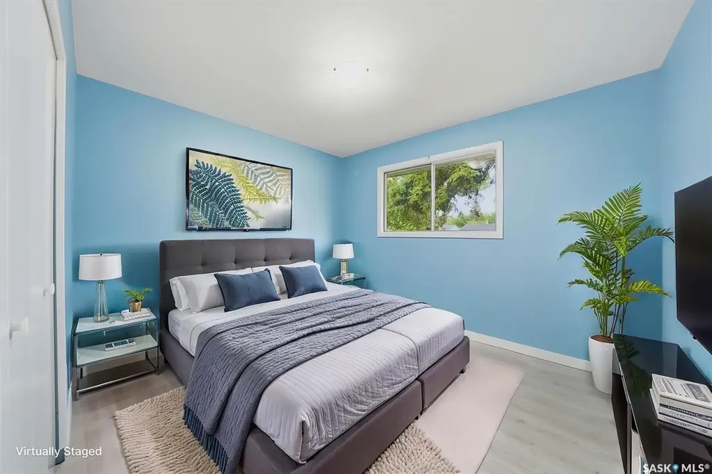 514 V Avenue S Saskatoon SK S7M 3E9