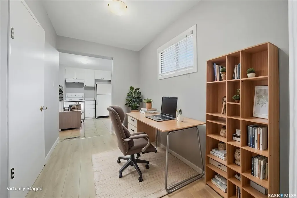 514 V Avenue S Saskatoon SK S7M 3E9