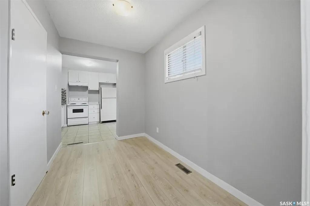 514 V Avenue S Saskatoon SK S7M 3E9