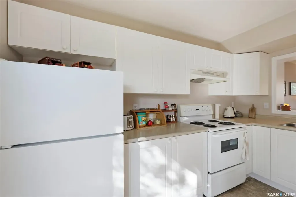 103 Rutherford Crescent Saskatoon SK S7N 4X9