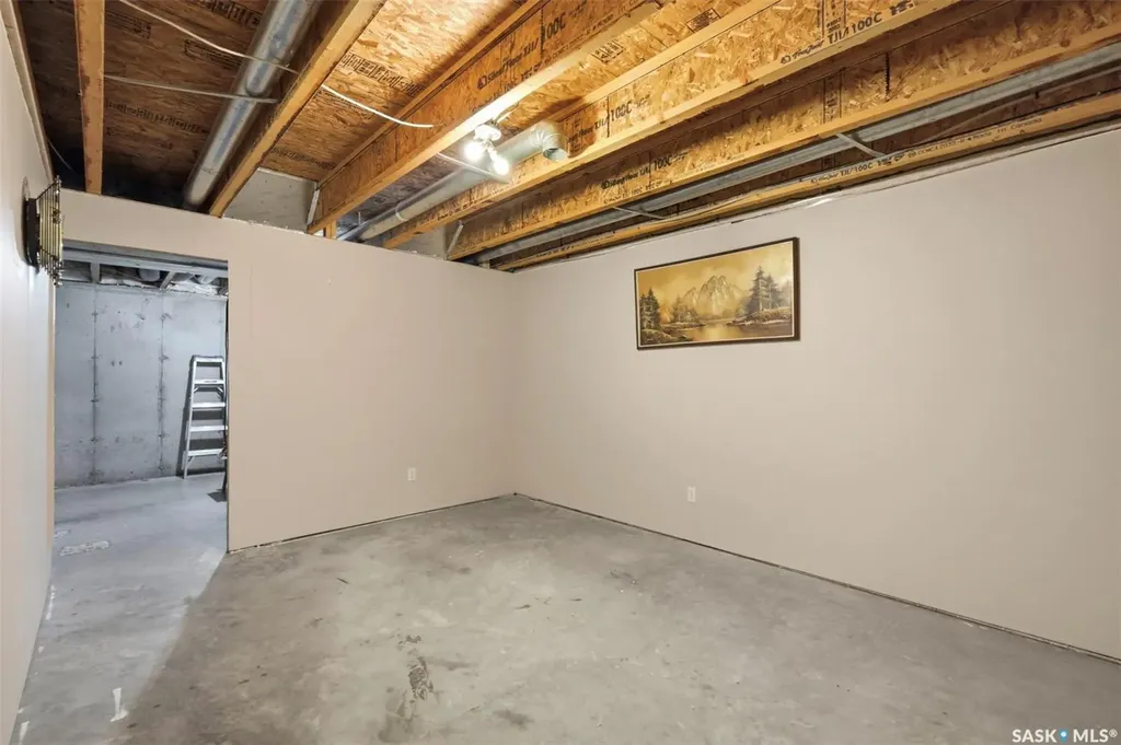 103 Rutherford Crescent Saskatoon SK S7N 4X9