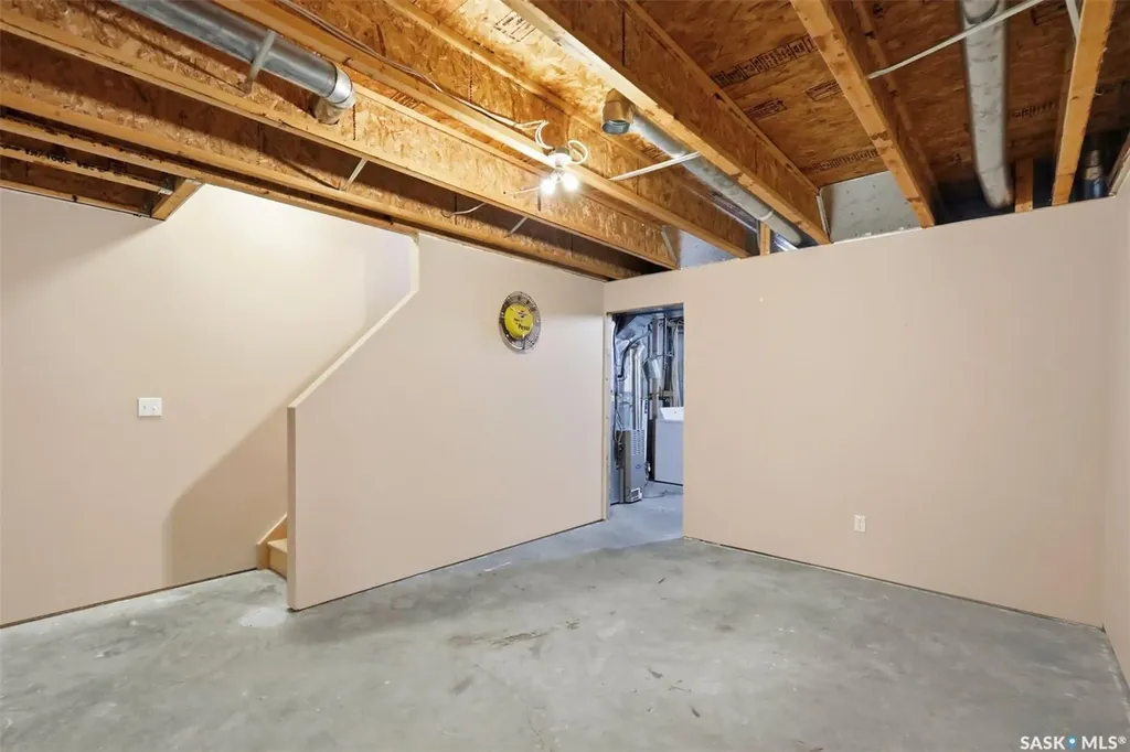 103 Rutherford Crescent Saskatoon SK S7N 4X9