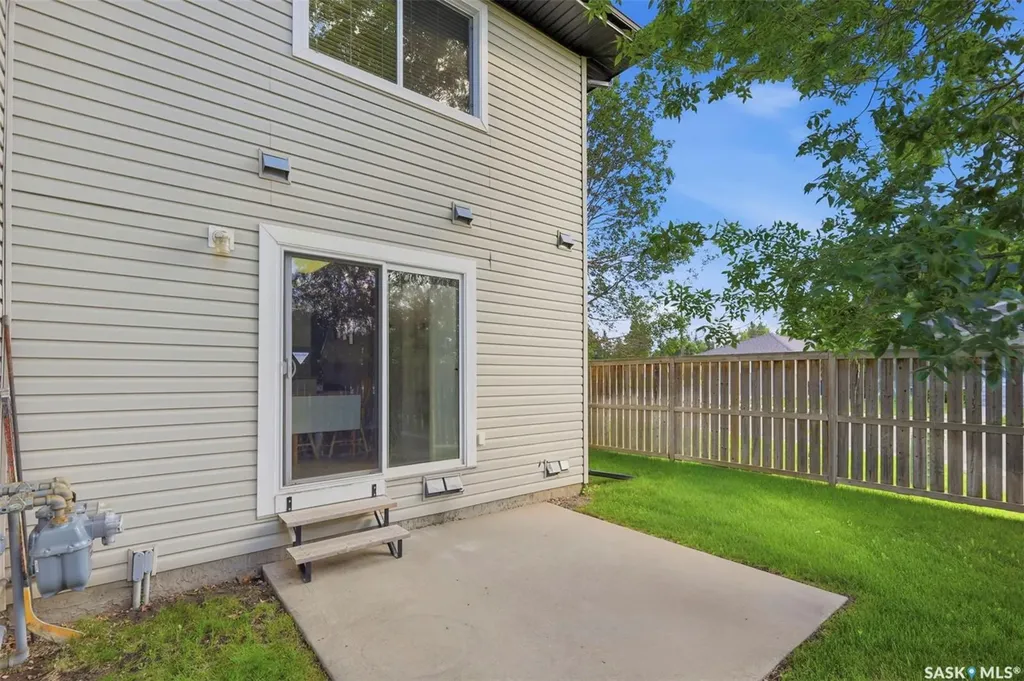 103 Rutherford Crescent Saskatoon SK S7N 4X9