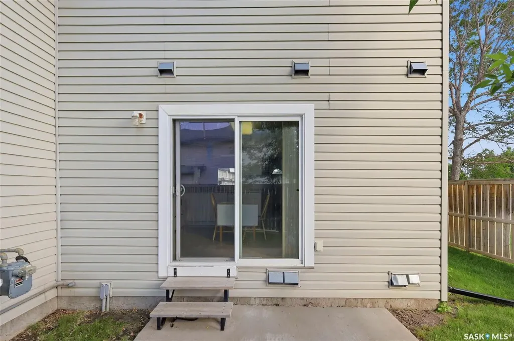 103 Rutherford Crescent Saskatoon SK S7N 4X9