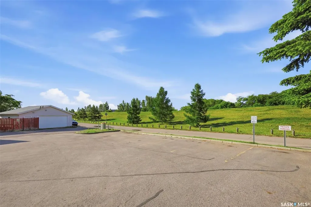 103 Rutherford Crescent Saskatoon SK S7N 4X9