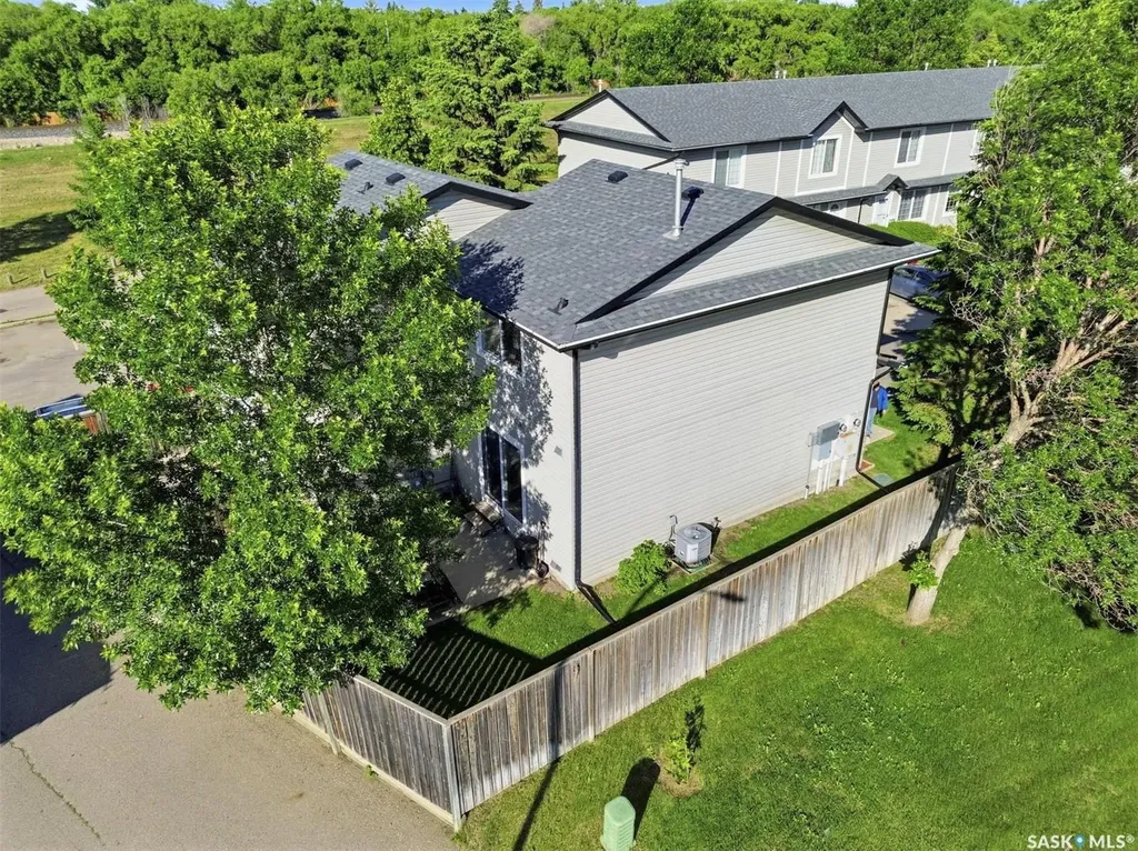 103 Rutherford Crescent Saskatoon SK S7N 4X9