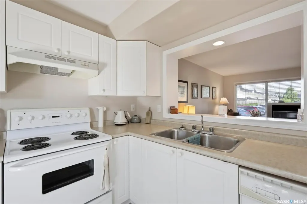103 Rutherford Crescent Saskatoon SK S7N 4X9