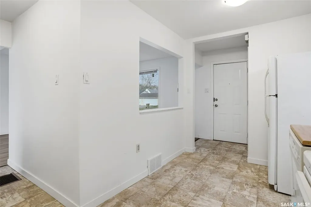 4015 2nd Avenue Regina SK S4T 0B3