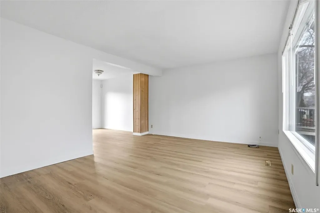 4015 2nd Avenue Regina SK S4T 0B3