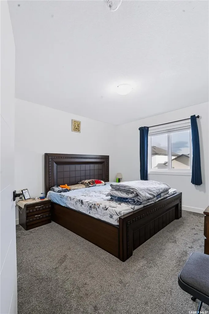 164 Thakur Street Saskatoon SK S7W 1C4