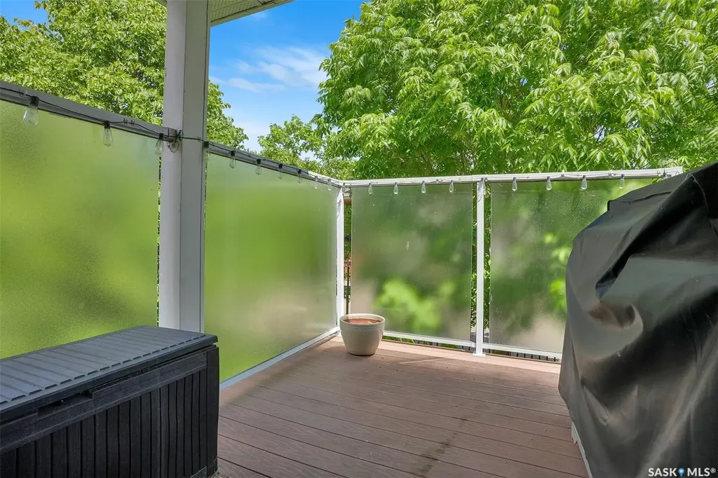 10220 Wascana Estates Regina SK S4V 3E5