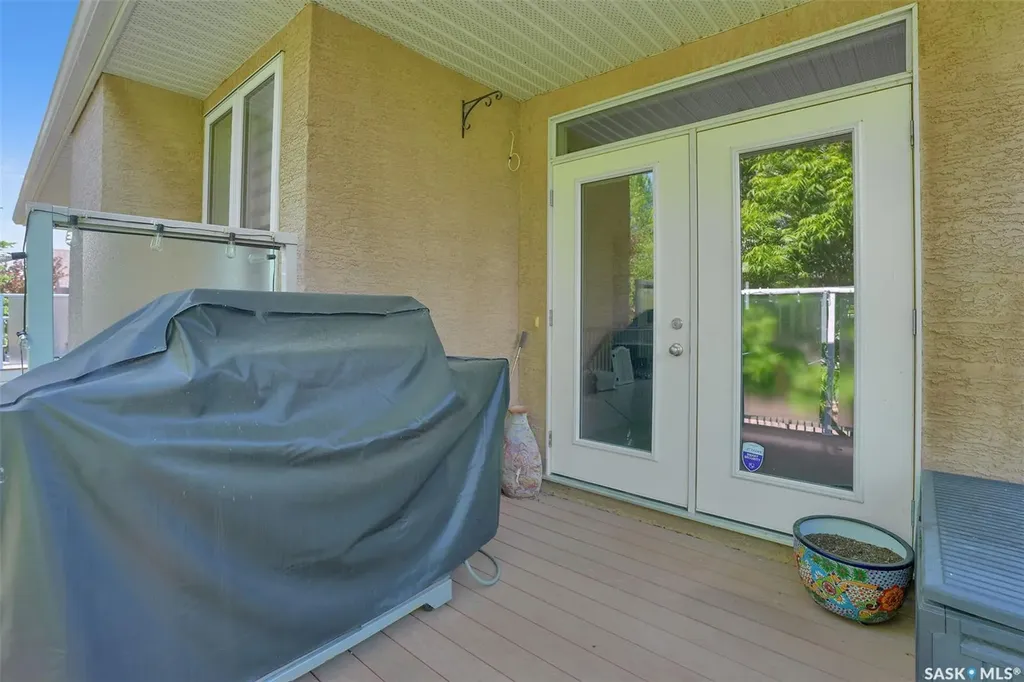 10220 Wascana Estates Regina SK S4V 3E5