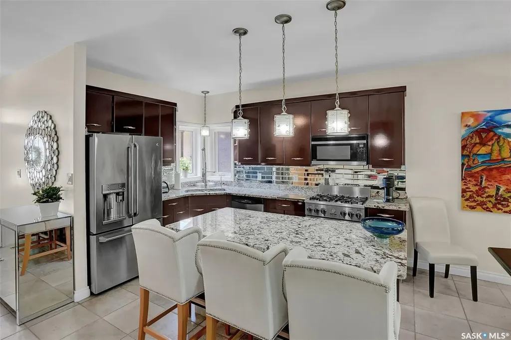 10220 Wascana Estates Regina SK S4V 3E5