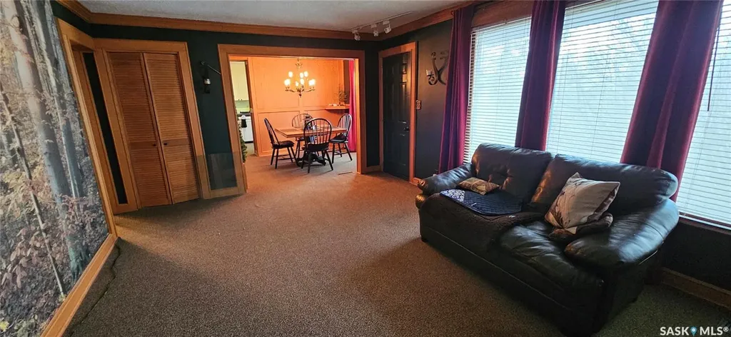7 4th Avenue NW Hodgeville SK S0H 2B0