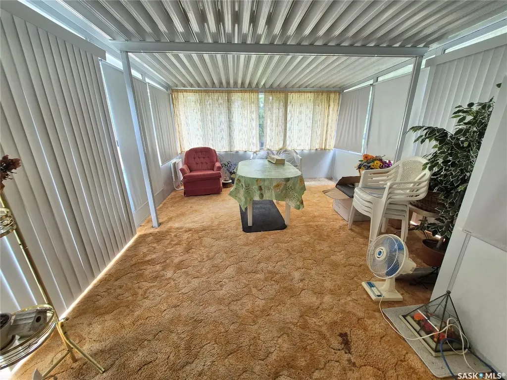 566 Dieppe Drive Weyburn SK S4H 2Y2