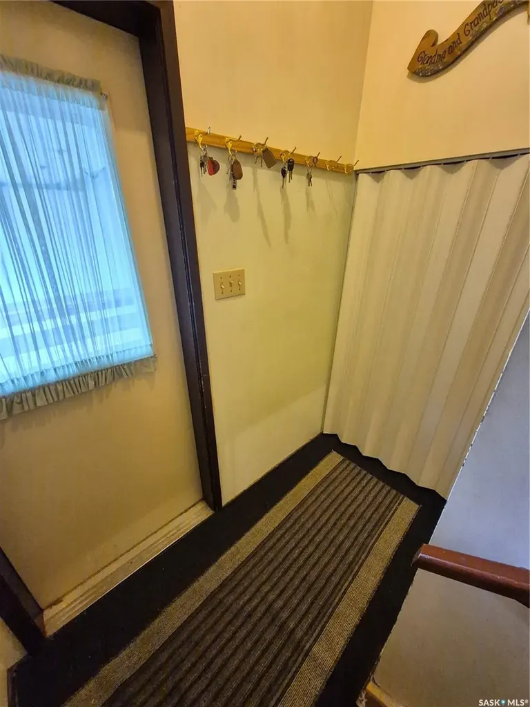 566 Dieppe Drive Weyburn SK S4H 2Y2