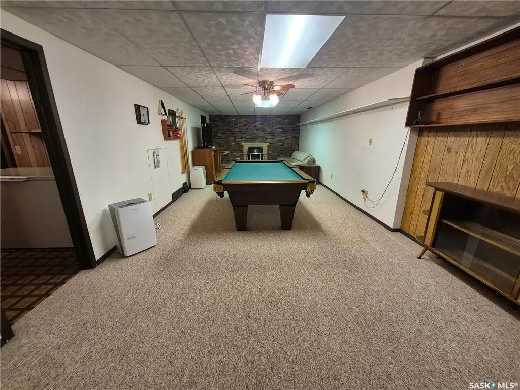 566 Dieppe Drive Weyburn SK S4H 2Y2
