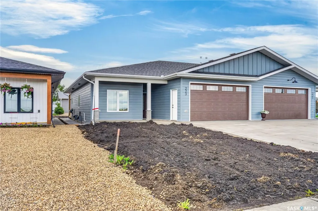 223 Babington Avenue E Melfort SK S0E 1A0