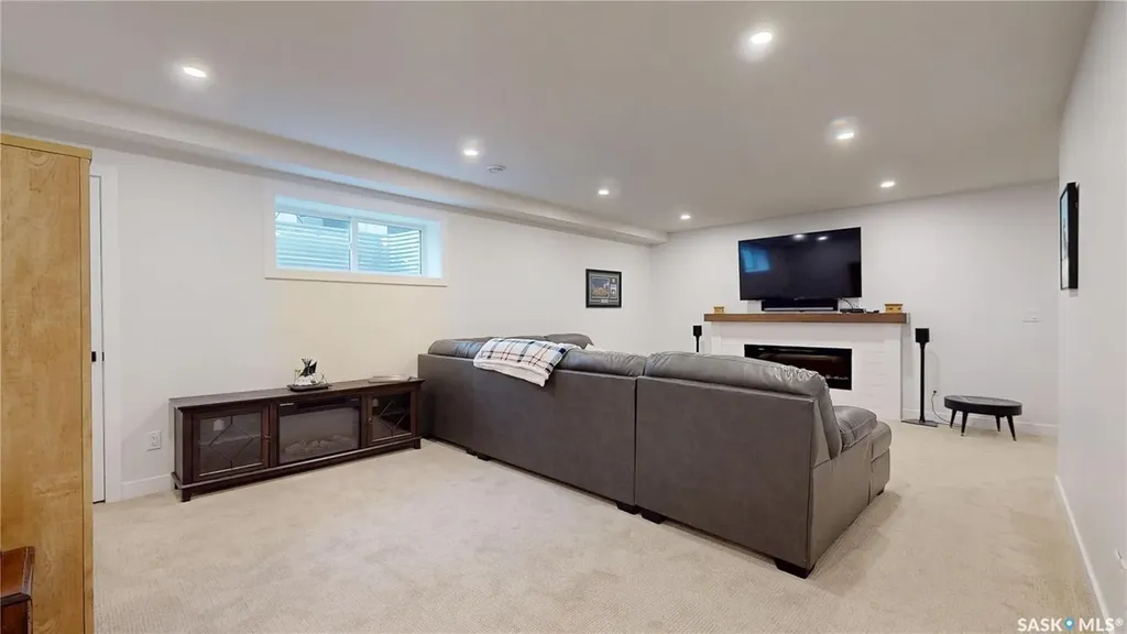 3121 Green Bank Road Regina SK S4V 3X5