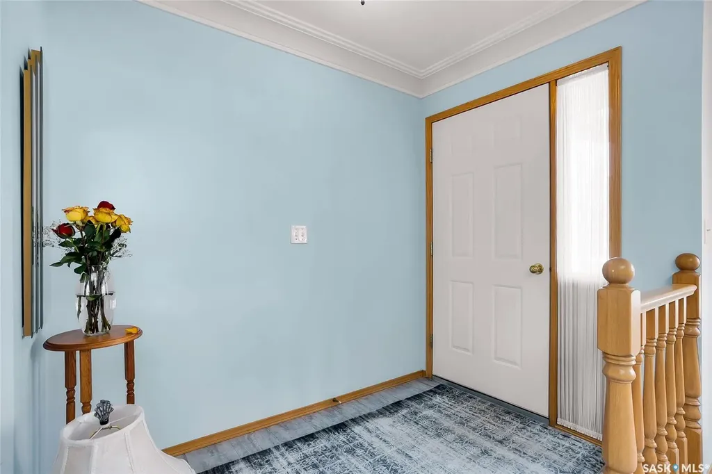 420 Heritage Crescent Saskatoon SK S7H 5P3