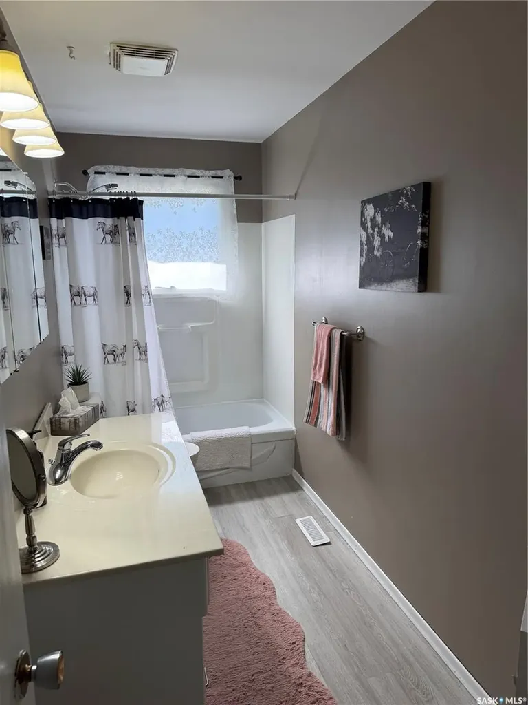 276 Circlebrooke Drive Yorkton SK S3N 2T1
