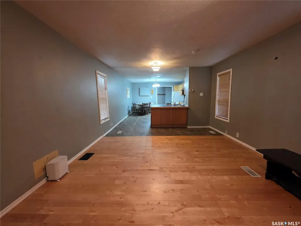 838 1st Street Estevan SK S4A 0G3