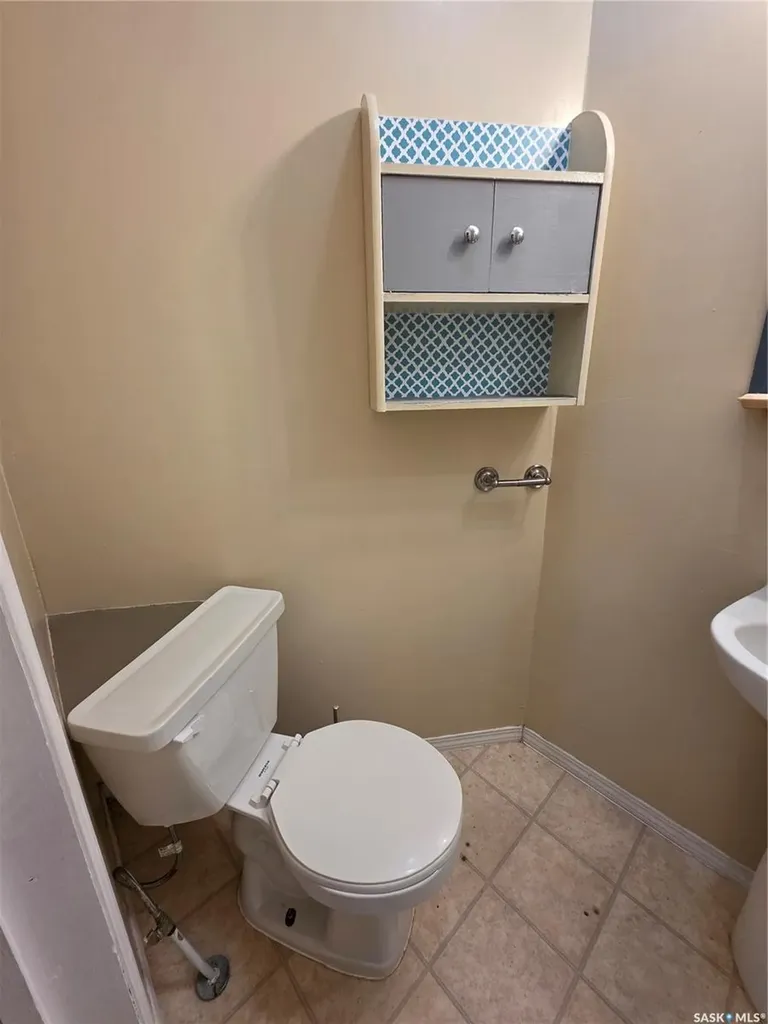 838 1st Street Estevan SK S4A 0G3