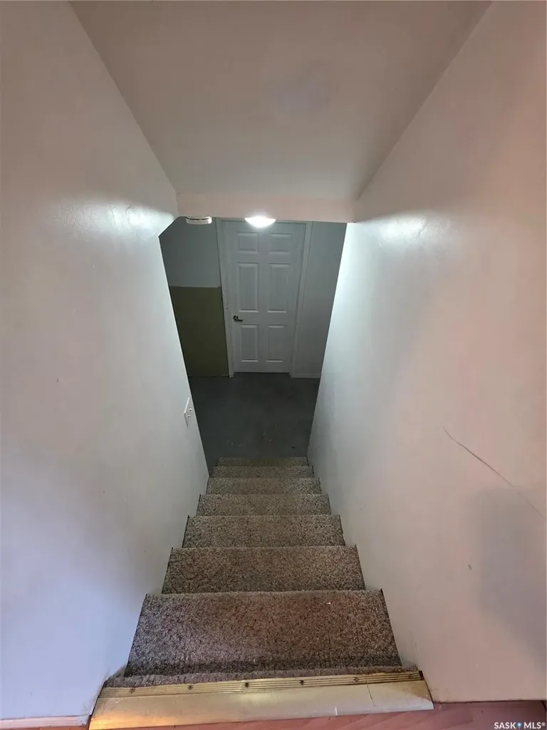 838 1st Street Estevan SK S4A 0G3