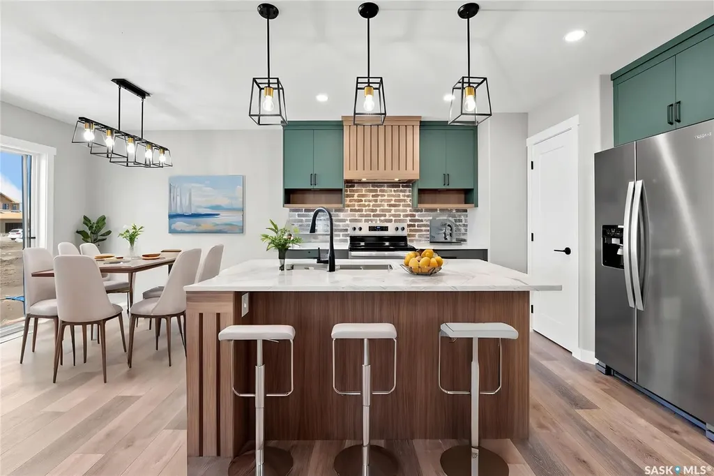 118 Fortosky Manor Saskatoon SK S7M 5X3