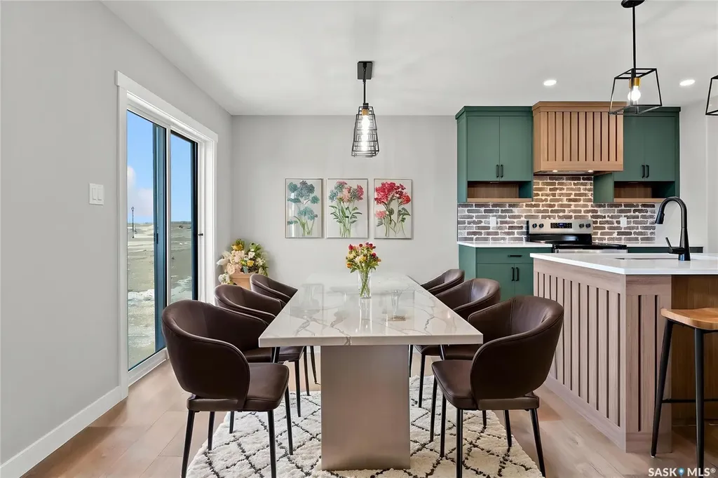 118 Fortosky Manor Saskatoon SK S7M 5X3