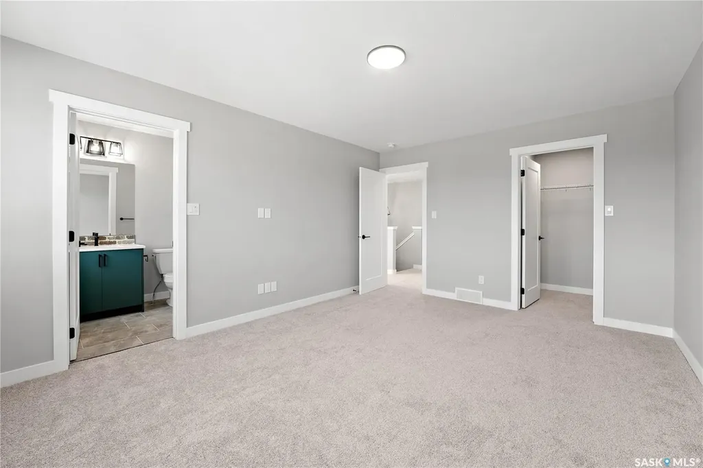 118 Fortosky Manor Saskatoon SK S7M 5X3