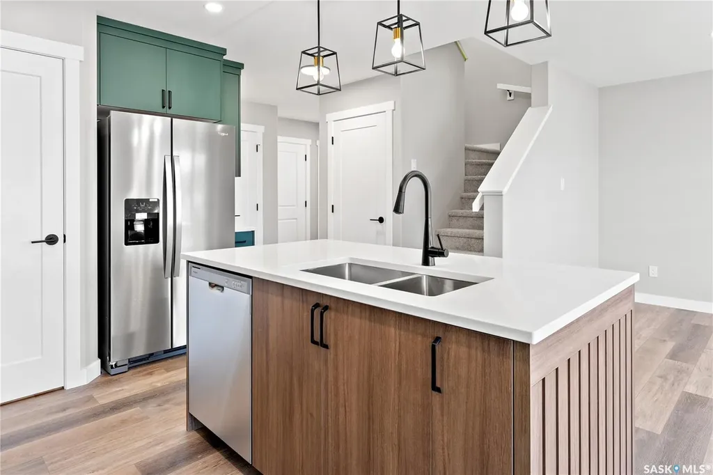 118 Fortosky Manor Saskatoon SK S7M 5X3