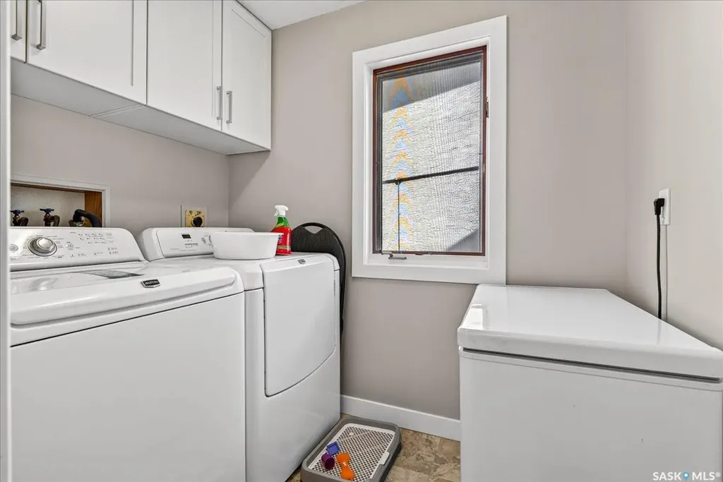 3426 Foster Bay Regina SK S4S 7C1