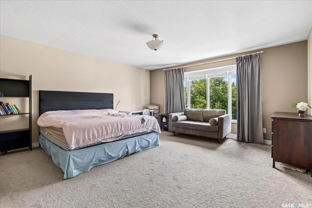 3426 Foster Bay Regina SK S4S 7C1