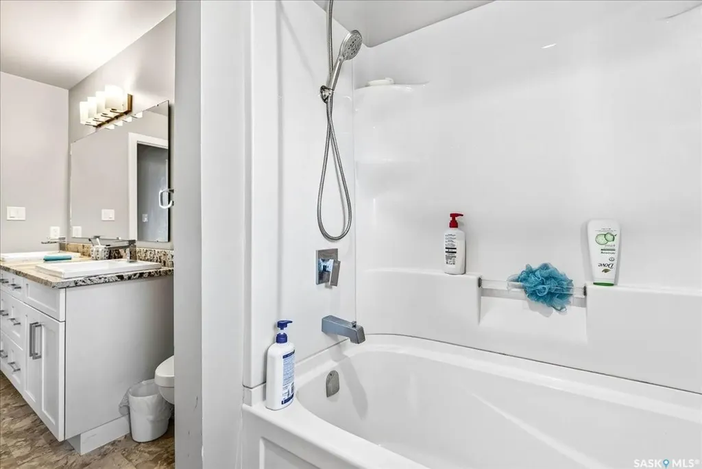 3426 Foster Bay Regina SK S4S 7C1