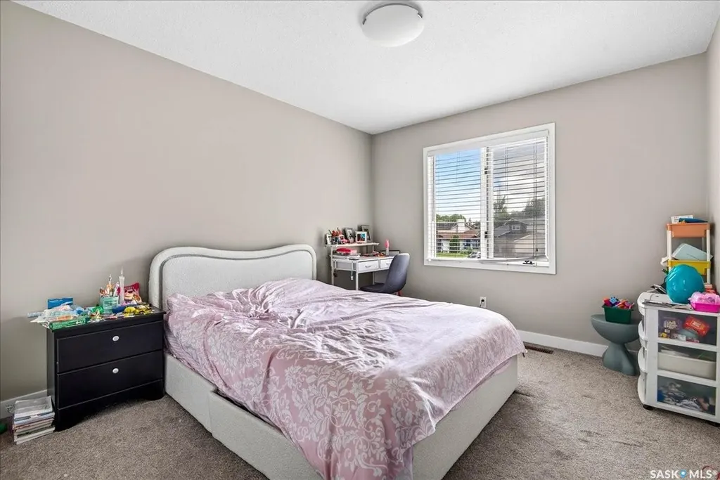 3426 Foster Bay Regina SK S4S 7C1