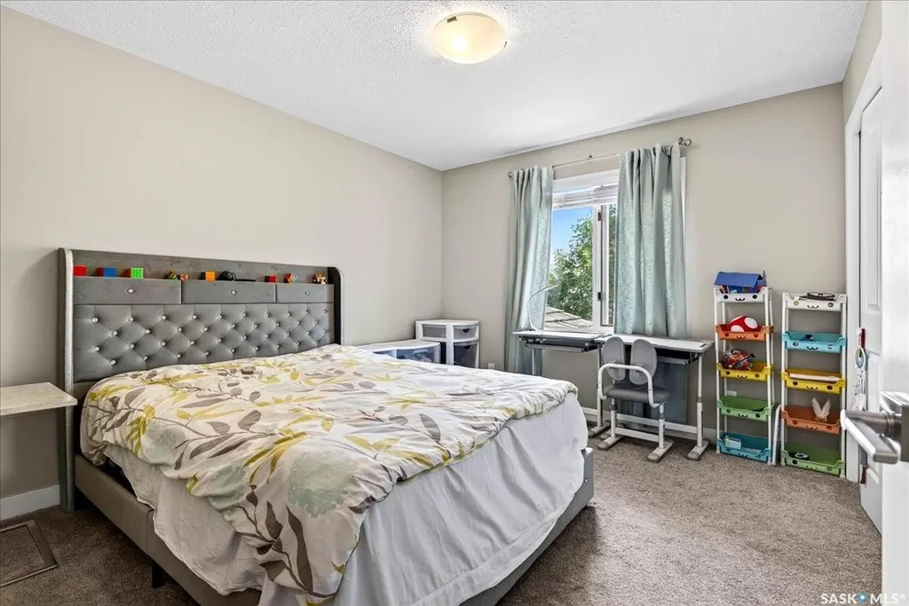 3426 Foster Bay Regina SK S4S 7C1