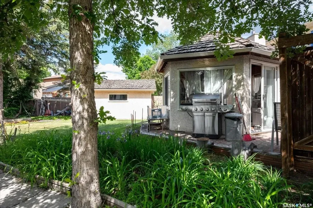 3426 Foster Bay Regina SK S4S 7C1