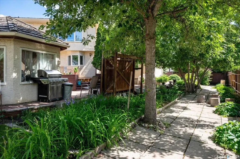 3426 Foster Bay Regina SK S4S 7C1