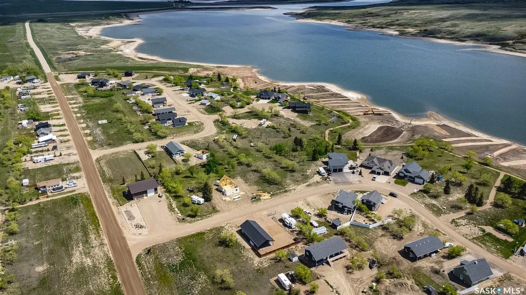 8 Willow Lane Diefenbaker Lake SK S0L 2E0