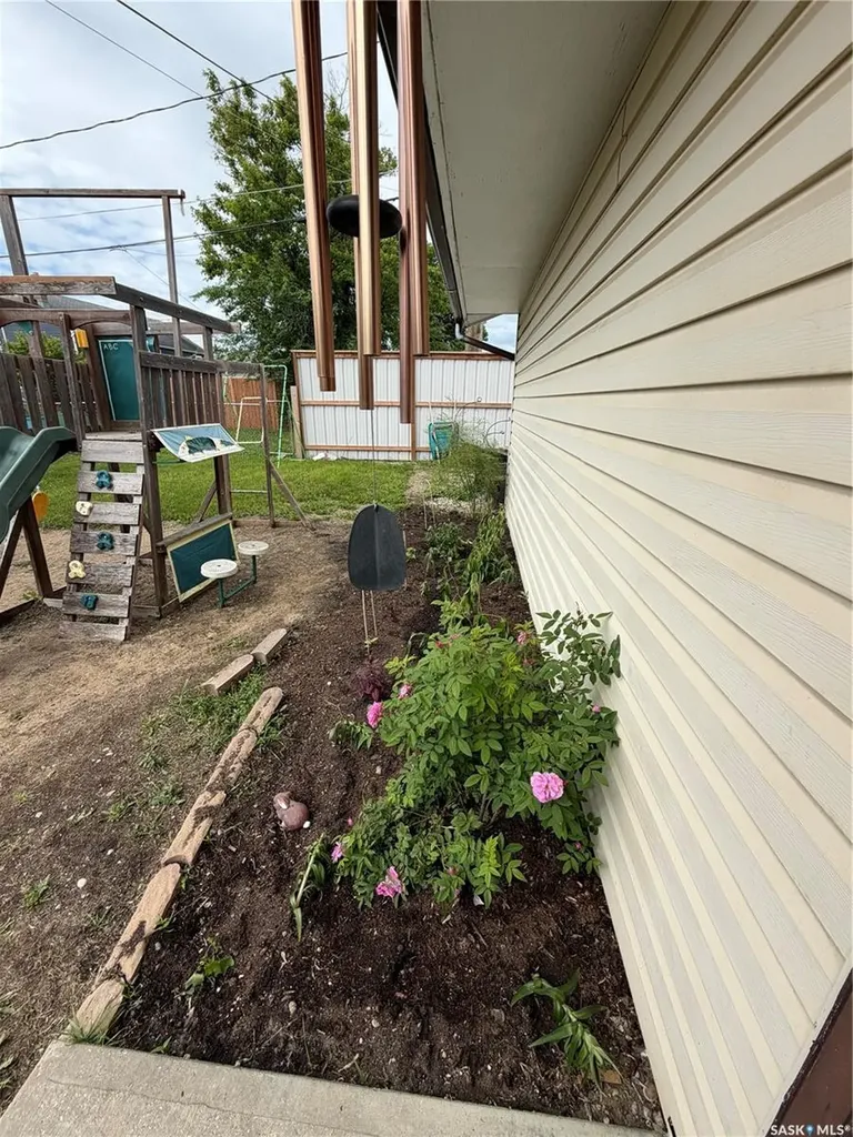 531 Prince Street Hudson Bay SK S0E 0Y0