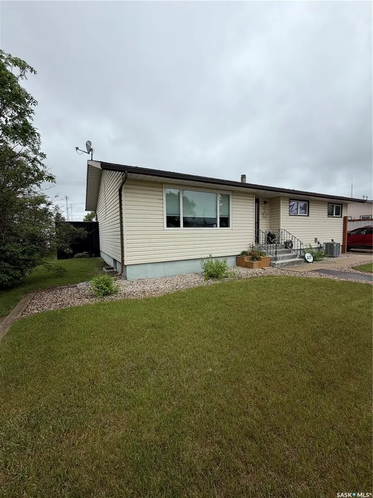 531 Prince Street Hudson Bay SK S0E 0Y0