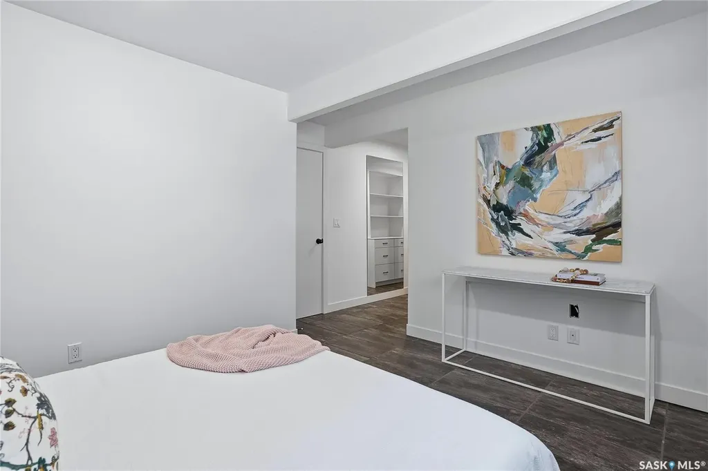 722 East Drive Saskatoon SK S7J 2X7