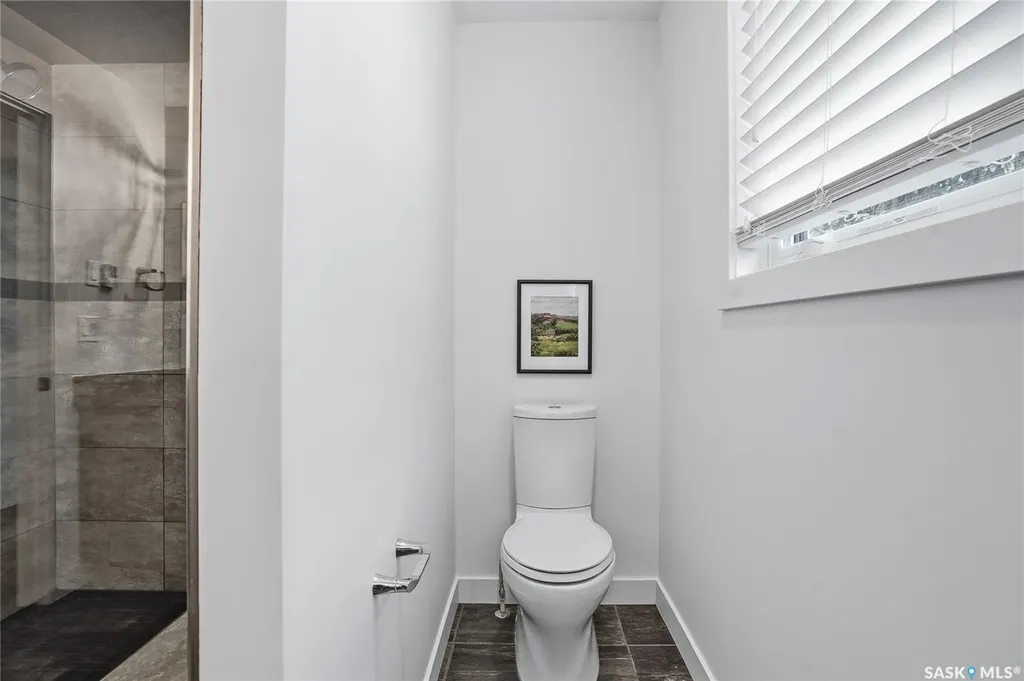 722 East Drive Saskatoon SK S7J 2X7