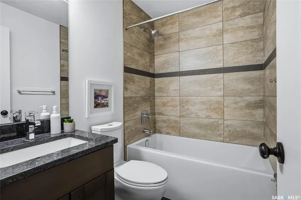 722 East Drive Saskatoon SK S7J 2X7