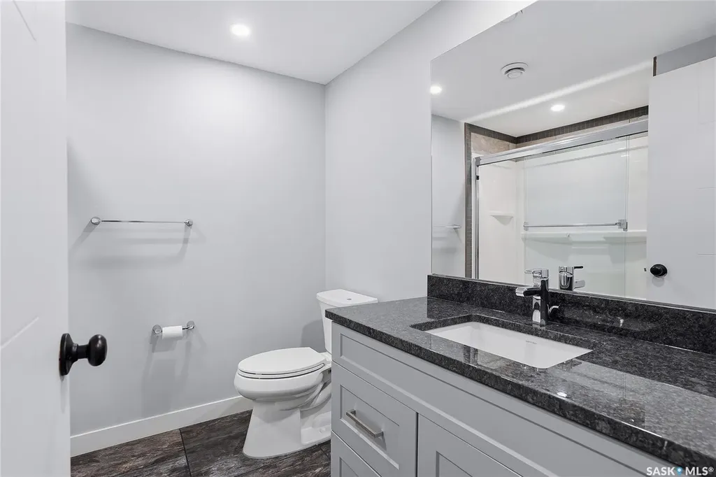 722 East Drive Saskatoon SK S7J 2X7
