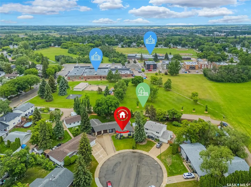 722 East Drive Saskatoon SK S7J 2X7
