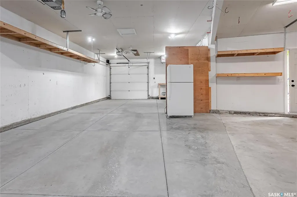 722 East Drive Saskatoon SK S7J 2X7