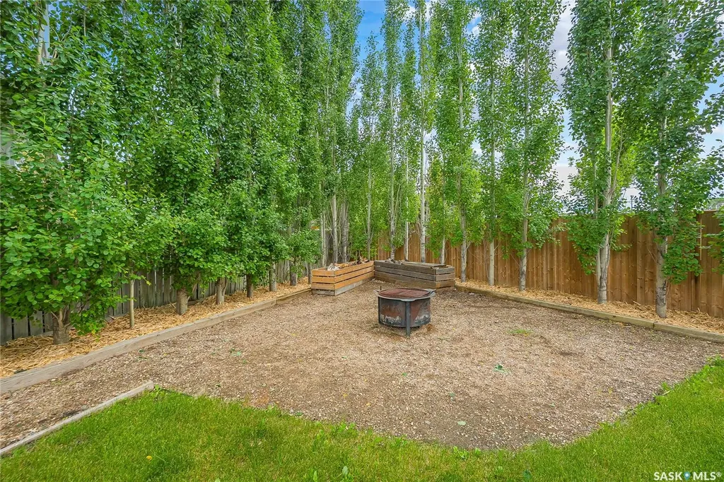 722 East Drive Saskatoon SK S7J 2X7